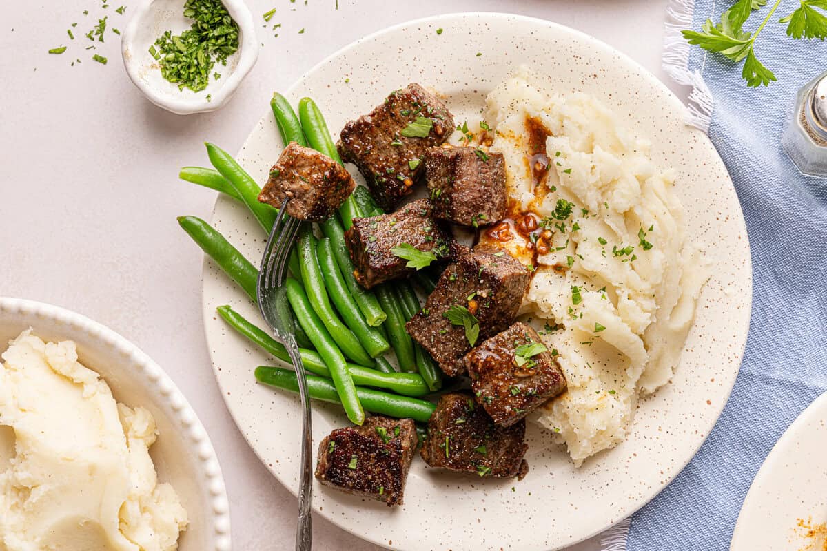Easy Garlic Butter Steak Bites: 3 Ingredients, 20 Minutes